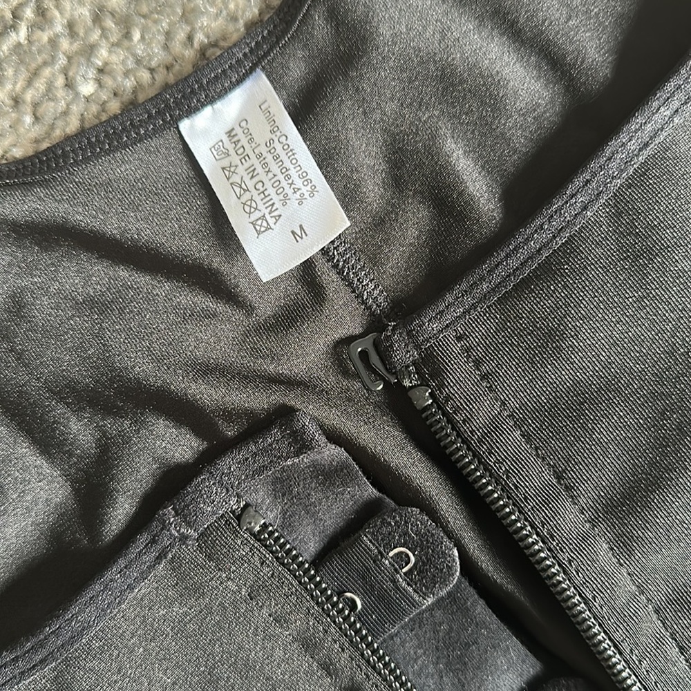 Shapewear - Picture 4 of 7